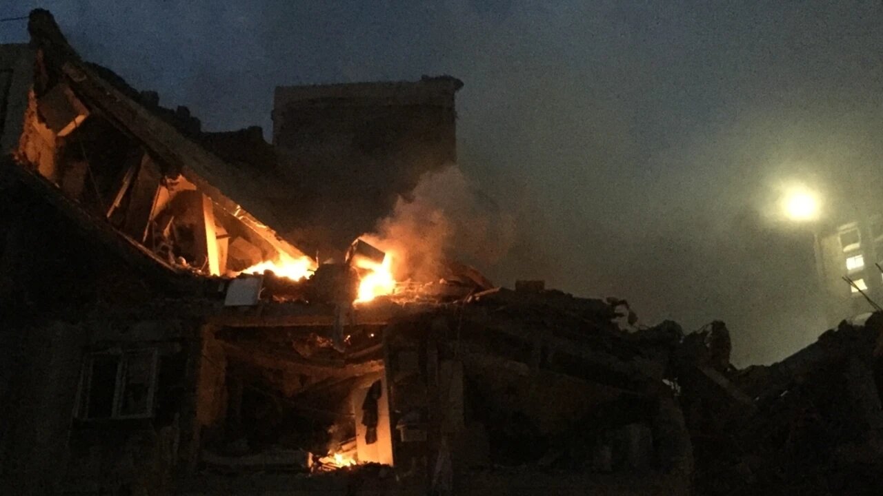 Siyonist İsrail İran'a saldırdı