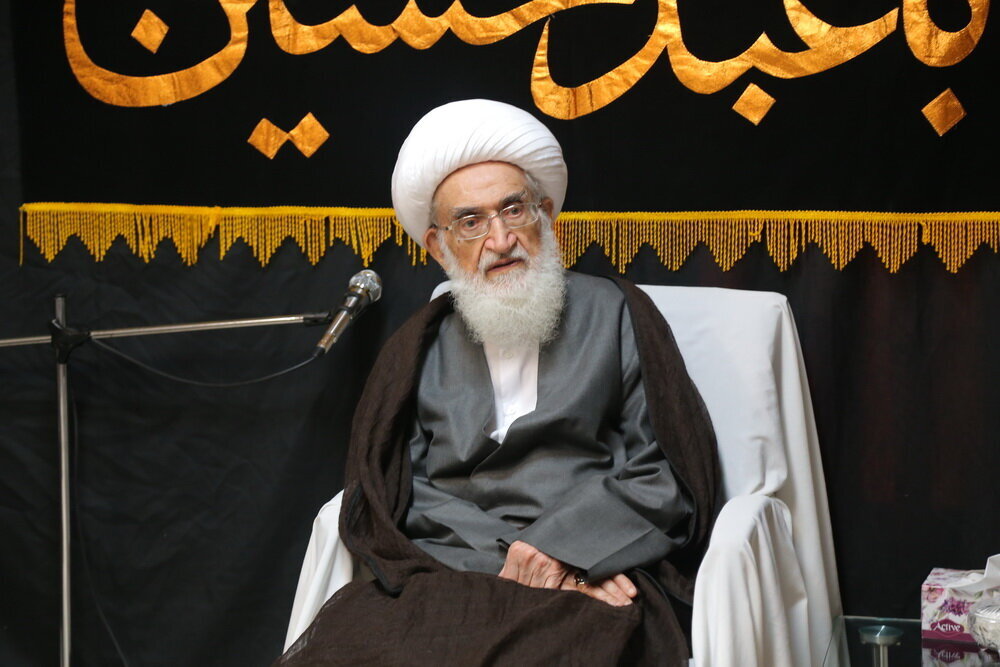 Grand Ayat. Nouri Hamedani urges unwavering unity around Supreme Leader