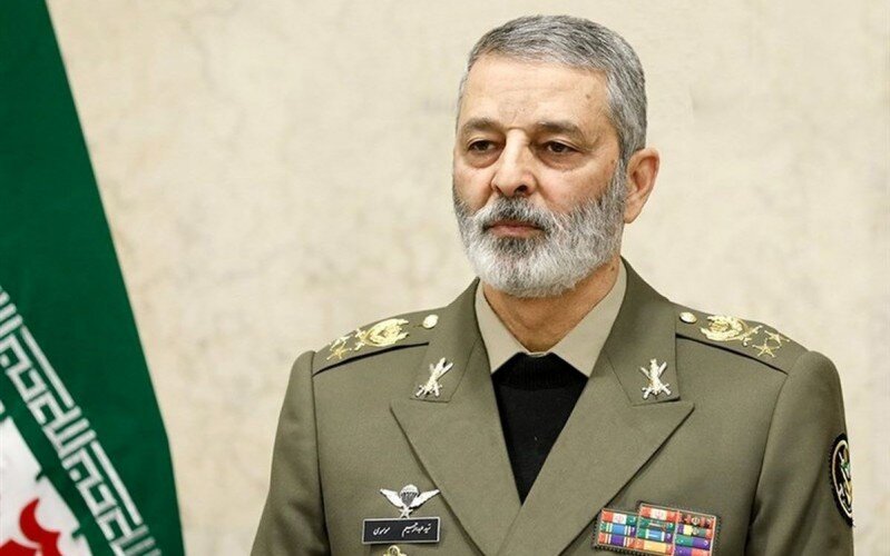  تعيين اللواء السيد عبد الرحيم موسوي رئيسًا لهيئة الأركان العامّة للقوات المسلّحة إثر استشهاد الفريق محمد حسين باقري