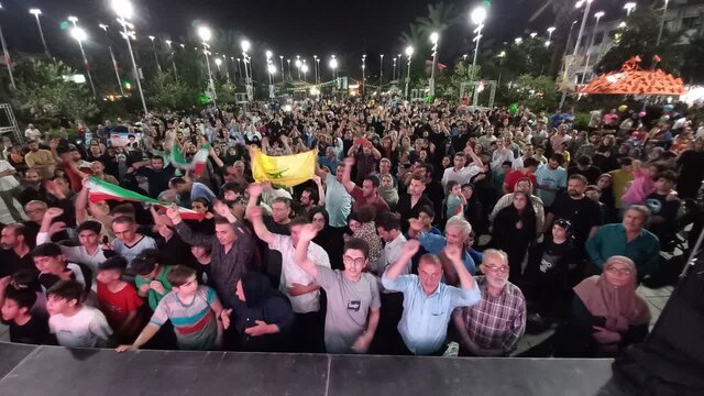 فریاد خشم مردم رشت علیه صهیونیسم در شب عید غدیر طنین‌انداز شد