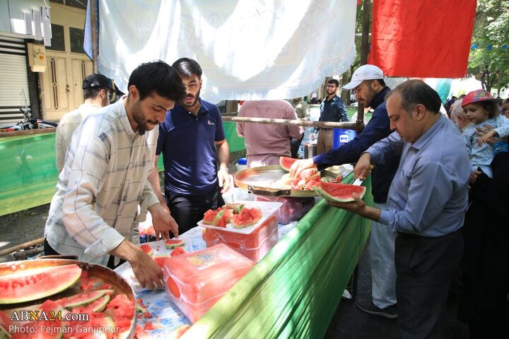 راهپیمایی و مهمانی کیلومتری عید غدیر در شهر اصفهان