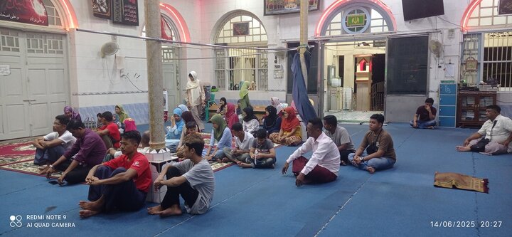 ပြည် ကျောင်းကြီးရှီအဟ် မတ်စ်ဂျစ်ဒ် ၏ အီးဒ်ဒေ ဂဒီးရ်  ပြုလုပ်နေသည့်  မြင်ကွင်း ။ ။ Photos