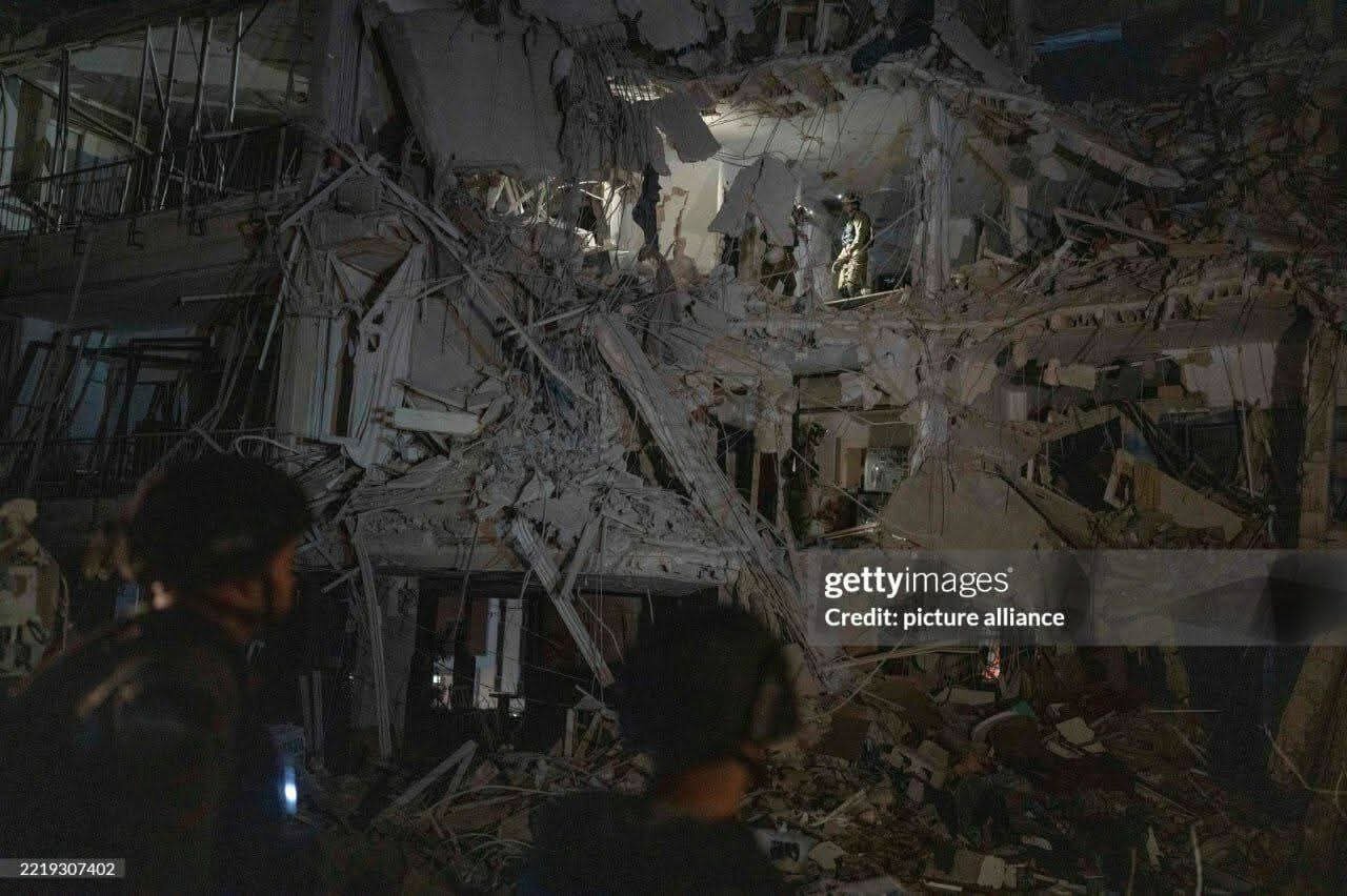 Îran êrîşeke mûşekê li Tel Avîvê kir û mûşekek ket Wezareta Parastina Îsraîlê. Ev êrîş dikare beşek ji têkoşîna navbera her du welatan be.