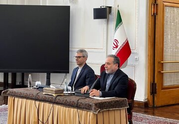 Araghchi denuncia los ataques israelíes y acusa a EE.UU. de complicidad: “Irán continuará con su defensa legítima”
