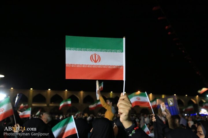 Photos: Spontaneous, epic gathering of Isfahan people in support of national revenge against Zionist regime