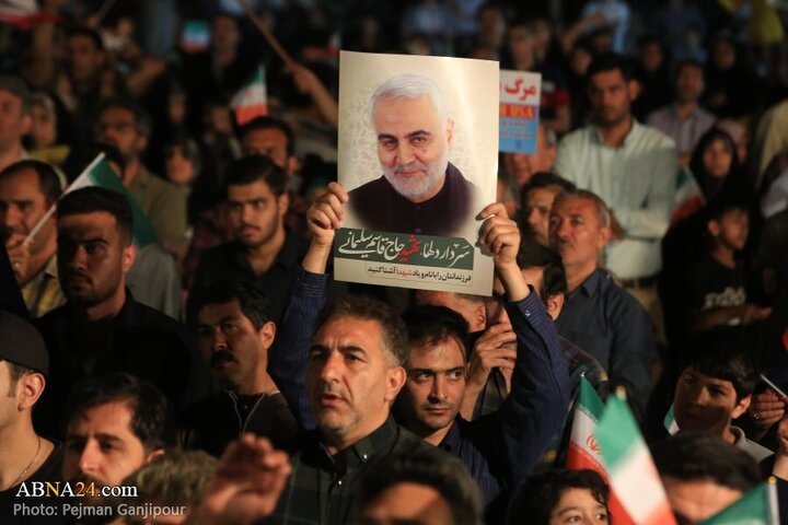 Photos: Spontaneous, epic gathering of Isfahan people in support of national revenge against Zionist regime