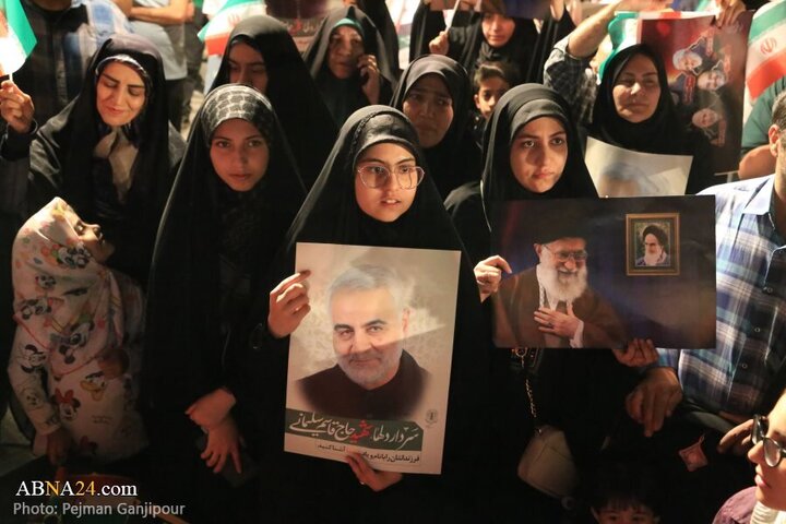 Photos: Spontaneous, epic gathering of Isfahan people in support of national revenge against Zionist regime