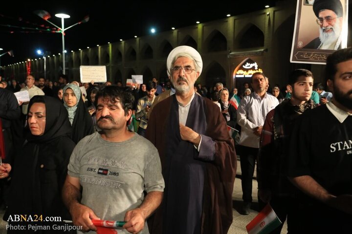 Photos: Spontaneous, epic gathering of Isfahan people in support of national revenge against Zionist regime