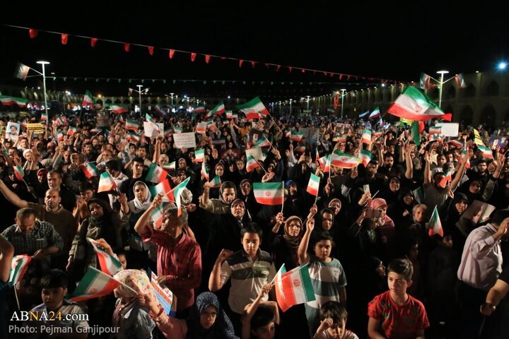 Photos: Spontaneous, epic gathering of Isfahan people in support of national revenge against Zionist regime