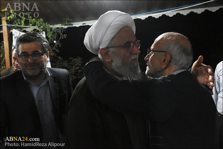 Photos: Ayatollah Ramezani meet with family of martyr Sayyed Hossein Mousavi
