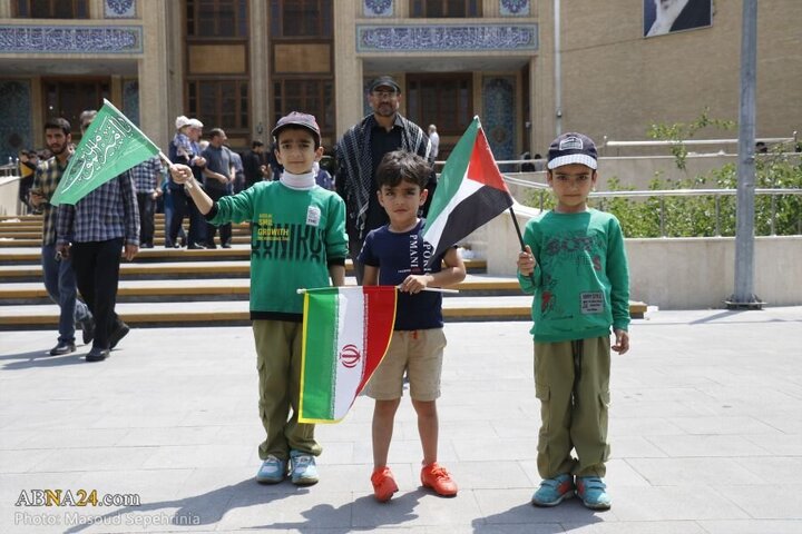 تقرير مصور/ مصلى الإمام الخميني (ره) في تبريز يشهد تجمعًا للمصلين ينددون بالعدوان الصهيوني