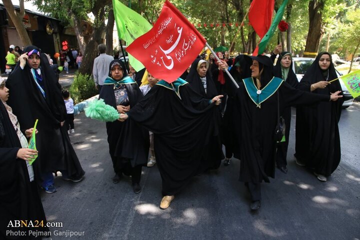 تقرير مصور/ مسيرة لموكب في عيد الغدير الأغر بمدينة اصفهان
