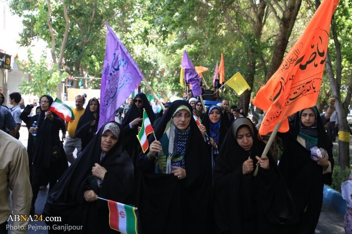 تقرير مصور/ مسيرة لموكب في عيد الغدير الأغر بمدينة اصفهان