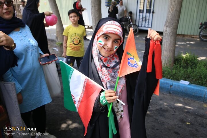 تقرير مصور/ مسيرة لموكب في عيد الغدير الأغر بمدينة اصفهان