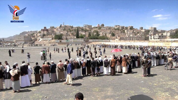 تقرير مصور/ أهالي مدينة إب اليمنية يحيون ذكرى يوم الولاية