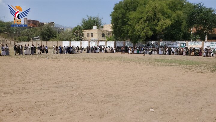 تقرير مصور/ أهالي مدينة إب اليمنية يحيون ذكرى يوم الولاية