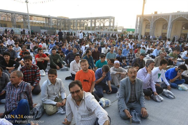 اجتماع غدیریون اصفهان در حرم حضرت زینب خواهر امام رضا(ع)