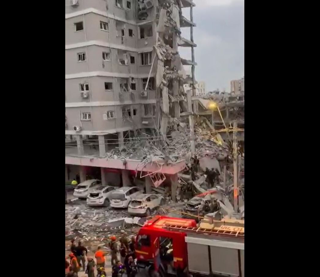 Video: Channel 12 of Zionist regime reported at least 207 people transferred to hospitals due to last night's attack by Iran