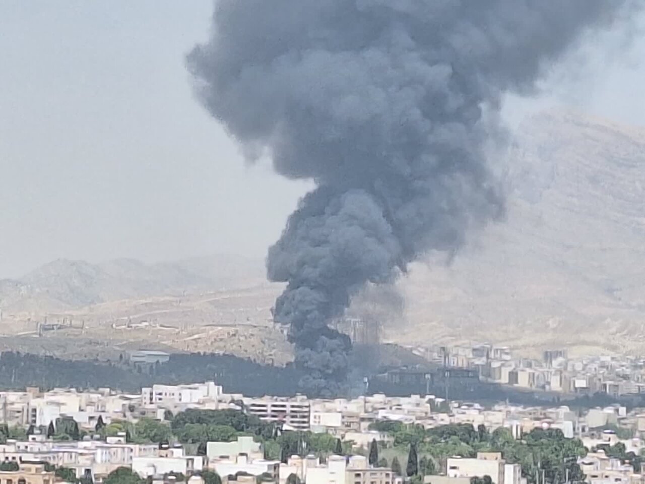 اصابت پرتابه به صنایع الکترونیک شیراز تلفاتی نداشت