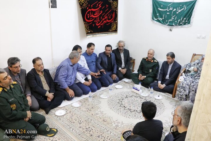 حضور مدیران شهری و استانی اصفهان در منزل پدر سردار شهید مهدی ربانی