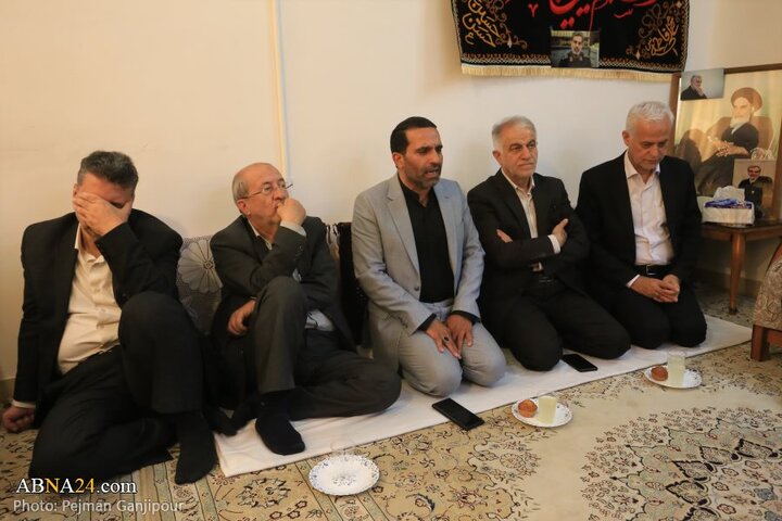 حضور مدیران شهری و استانی اصفهان در منزل پدر سردار شهید مهدی ربانی