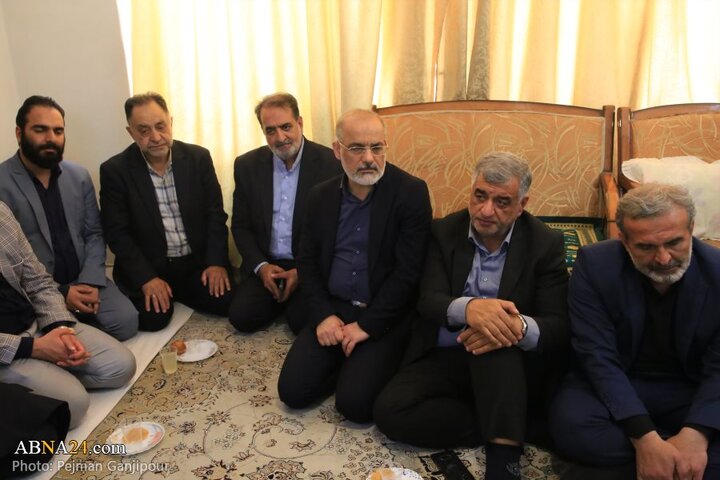 حضور مدیران شهری و استانی اصفهان در منزل پدر سردار شهید مهدی ربانی