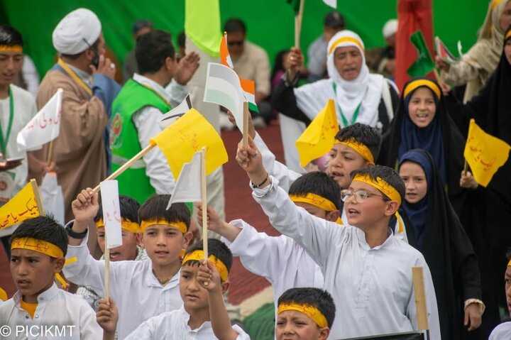 راهپیمایی همبستگی با ایران و عید غدیر در شهر کارگیل هند