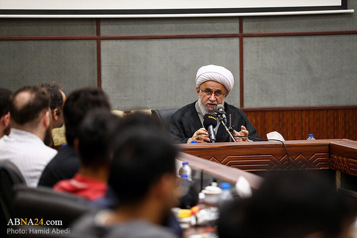 Photos: Group of Western Shiite youth meet with Secretary General of Ahlul Bayt World Assembly