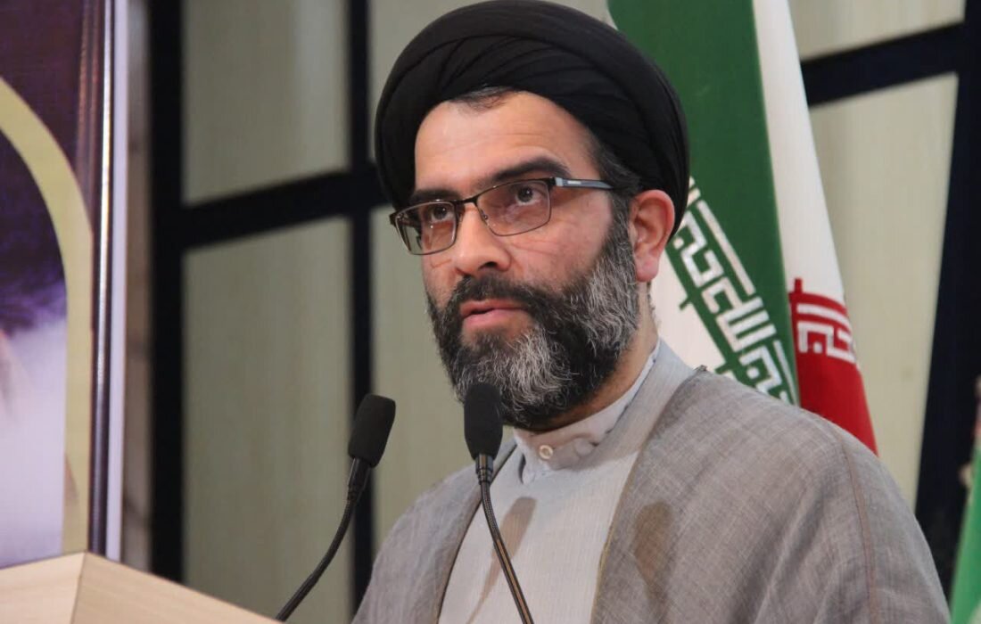 Iranian cleric condemns Zionist crimes, calls for Islamic world awakening