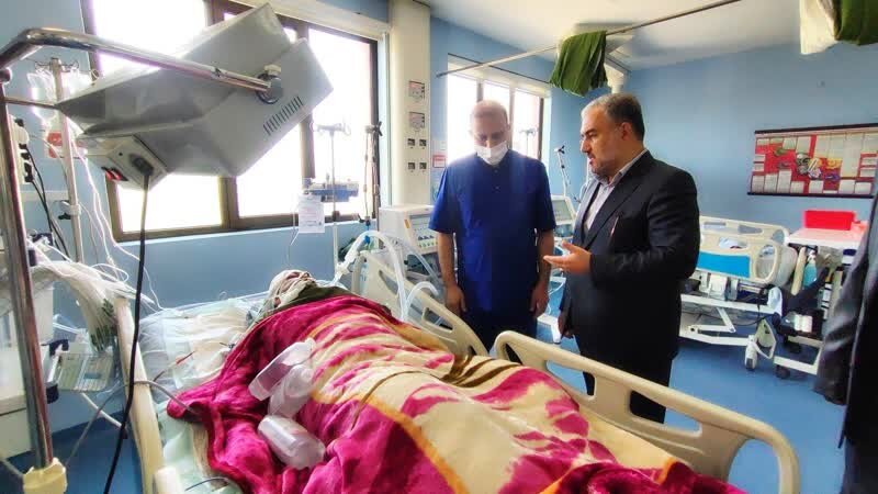 عیادت فرماندار قم از مجروحان حمله هوایی ارتش رژیم صهیونیستی