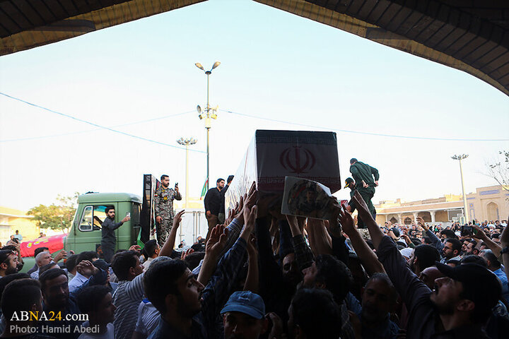 Informe fotográfico |  Ceremonia fúnebre de 8 mártires iraníes tras ataques del régimen sionista en Qom