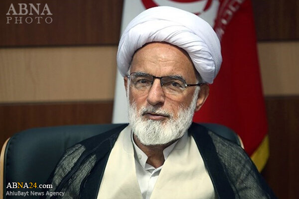 دری نجف‌آبادی: همه ما برای دفاع از آرمان‌های بلند علوی و فاطمی و حسینی آماده‌ایم/ وعده پیروزی خداوند بر مومنان قطعی است