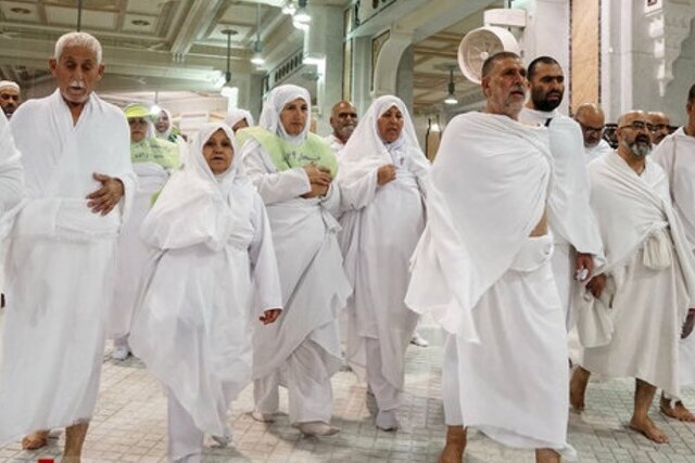 Iranian pilgrims returning to their country via Iraq