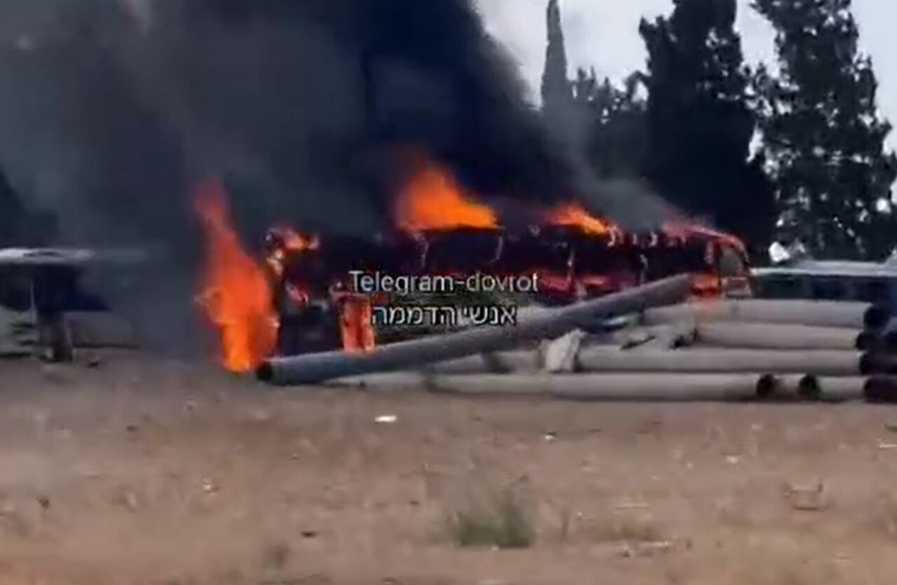 Video: Fire breaks out in Tel Aviv following Iranian missile strikes