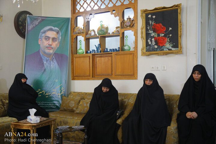 دیدار با خانواده دانشمند هسته‌ای شهید امیرحسین فقهی در شهر قم