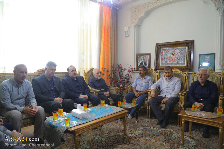 دیدار با خانواده دانشمند هسته‌ای شهید امیرحسین فقهی در شهر قم
