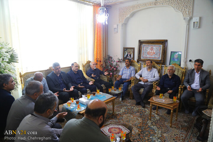 دیدار با خانواده دانشمند هسته‌ای شهید امیرحسین فقهی در شهر قم