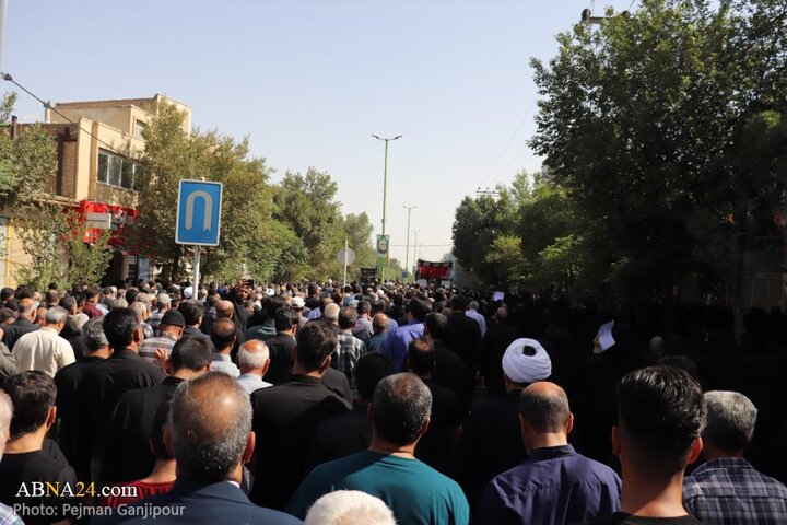 تشییع پیکر ۵ شهید حملات رژیم صهیونیستی در اردستان اصفهان