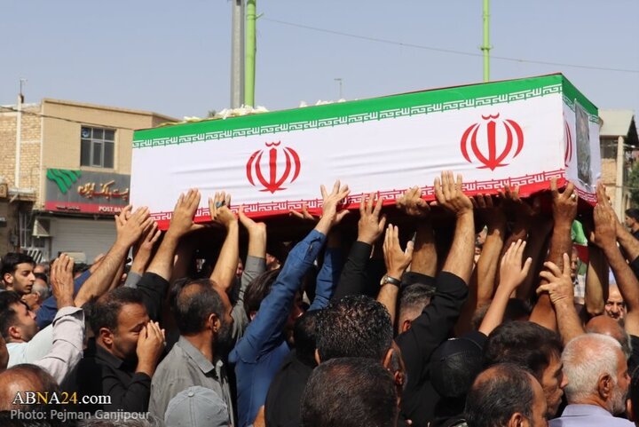 Photos: Funeral ceremony of martyrs of Israeli attacks held in Ardestan, Isfahan
