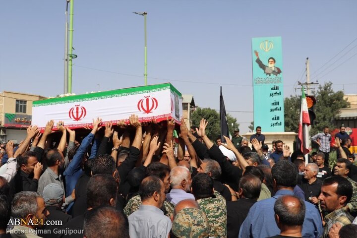Photos: Funeral ceremony of martyrs of Israeli attacks held in Ardestan, Isfahan