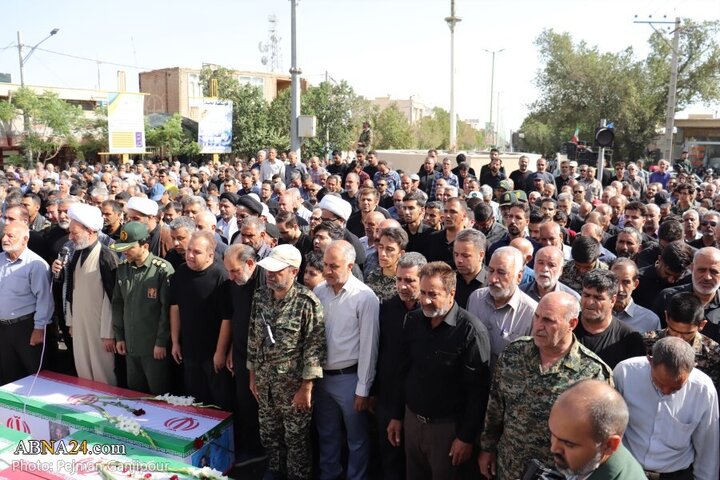 Photos: Funeral ceremony of martyrs of Israeli attacks held in Ardestan, Isfahan