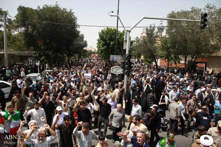 سنگ تمام مردم شهر اصفهان در تشییع پیکر شهدای تجاوز رژیم صهیونیستی