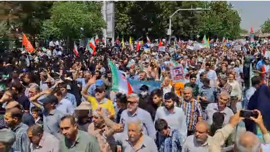 Tehran - Ijumaa Tehran - Ijumaa