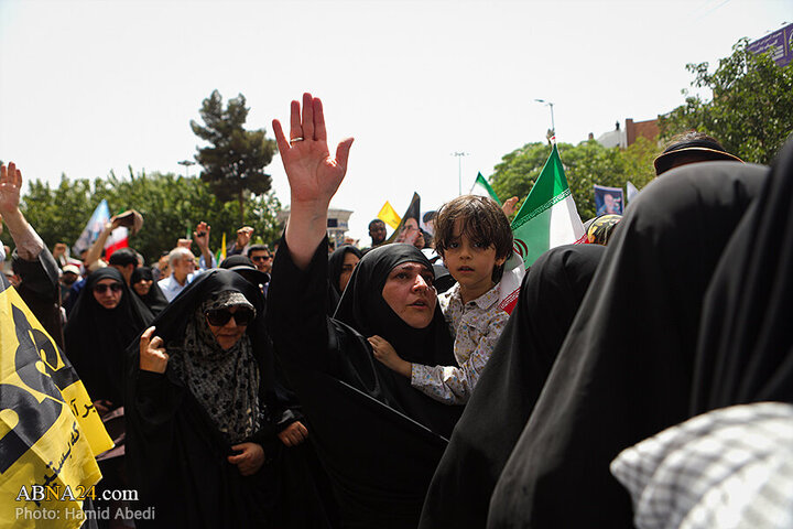 Photos: Funeral ceremony of 5 martyrs of Zionist regime's attacks on "Wrath and Victory" rally in Qom - 1