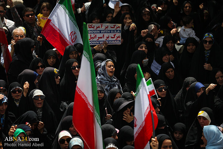 Photos: Funeral ceremony of 5 martyrs of Zionist regime's attacks on "Wrath and Victory" rally in Qom - 1