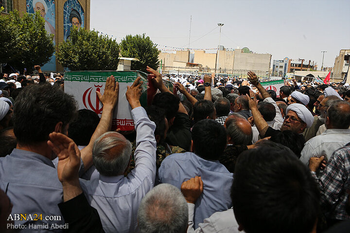 Photos: Funeral ceremony of 5 martyrs of Zionist regime's attacks on "Wrath and Victory" rally in Qom - 1
