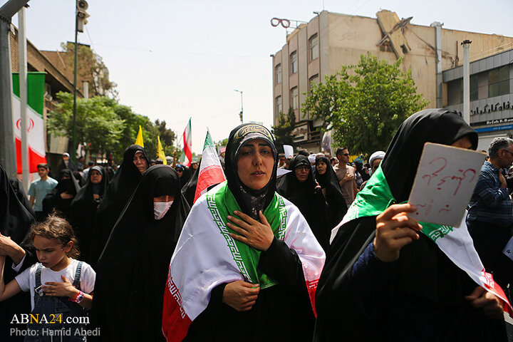Photos: Funeral ceremony of 5 martyrs of Zionist regime's attacks on "Wrath and Victory" rally in Qom - 1