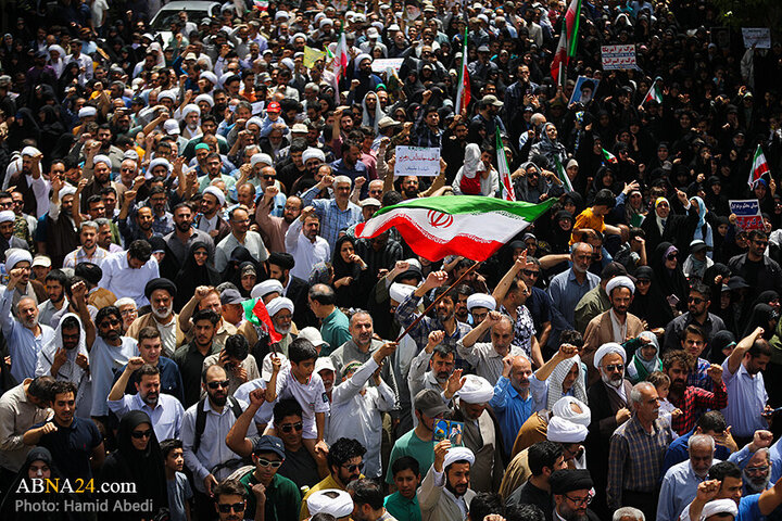 Photos: Funeral ceremony of 5 martyrs of Zionist regime's attacks on "Wrath and Victory" rally in Qom - 1