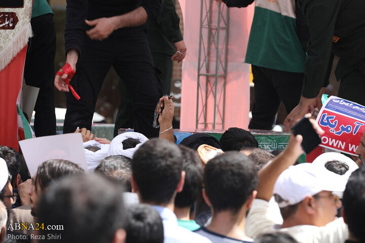 Photos: Funeral ceremony of 5 martyrs of Zionist regime's attacks on "Wrath and Victory" rally in Qom - 2