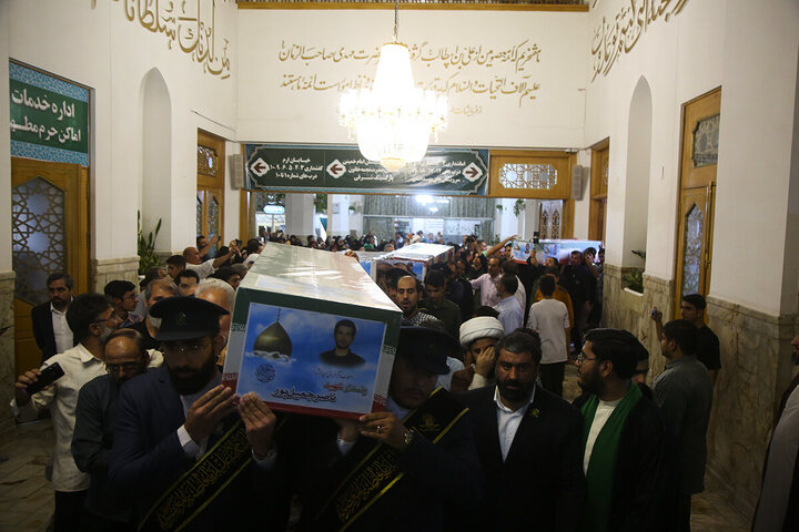 Photos: People of Qom bid farewell to martyrs of Zionist regime's attacks